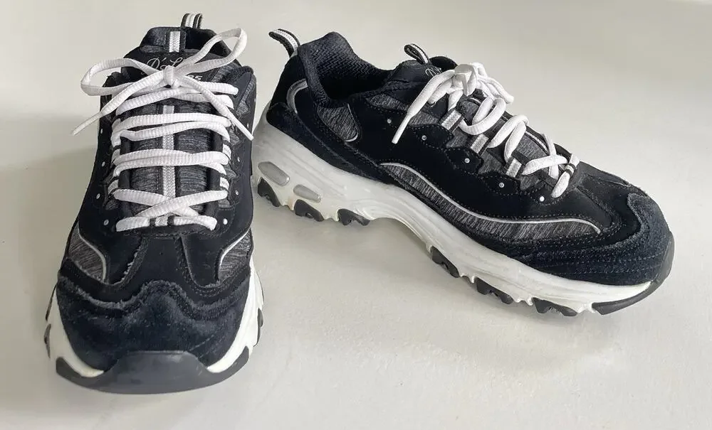 EUC Skechers Womens D Lites 11936W Black White Casual Shoes Sneakers Size 9